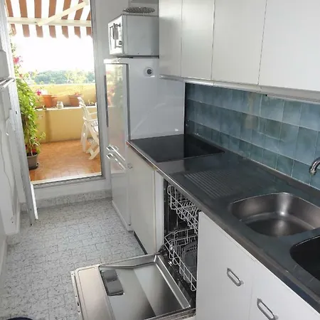 Au Calme, Climatisation, Wi-fi, Garage Apartment Menton